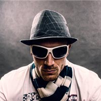 手机轰在线轰炸免费